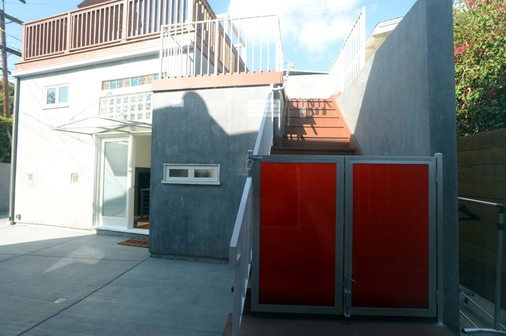 Beverly Hills Modern Guesthouse